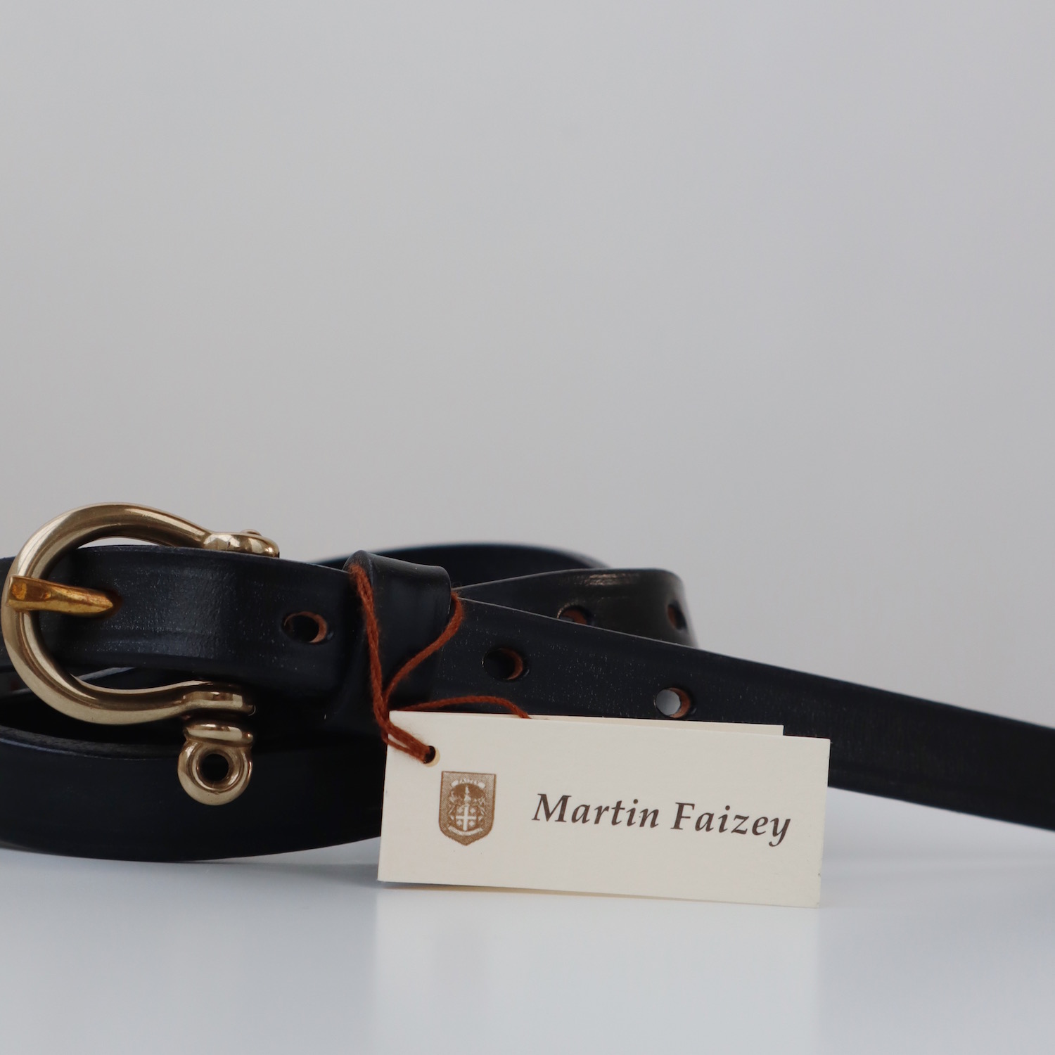 Shackles Jpg Maritn Faizey 26AW | 糸デンワ blog